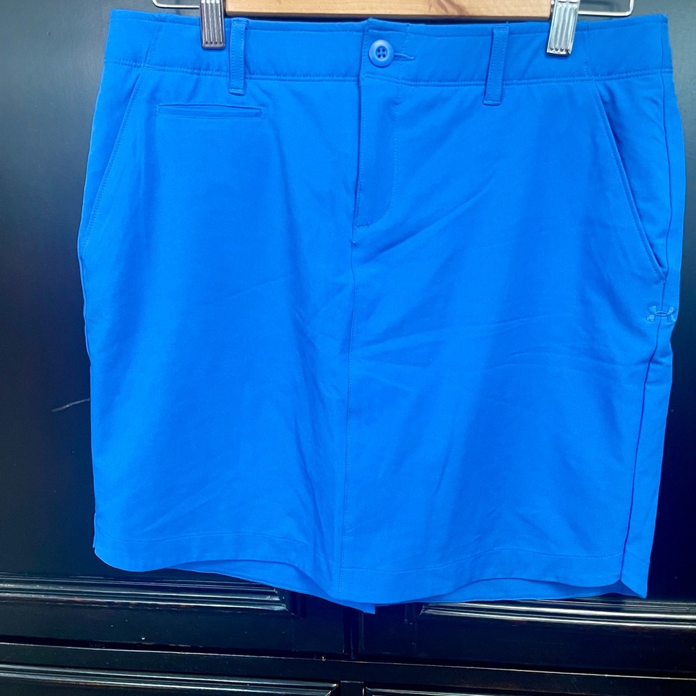 SZ.8 Under Armour women’s golf skort.